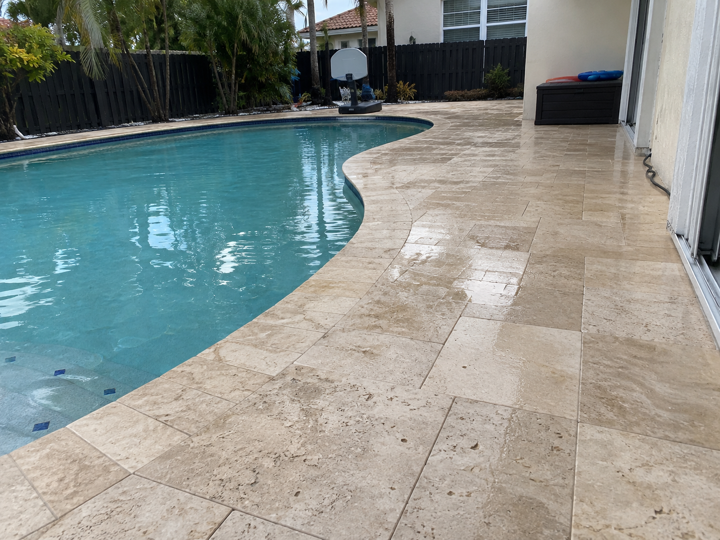 Pool deck cleaning service in Pembroke Pines and South Florida